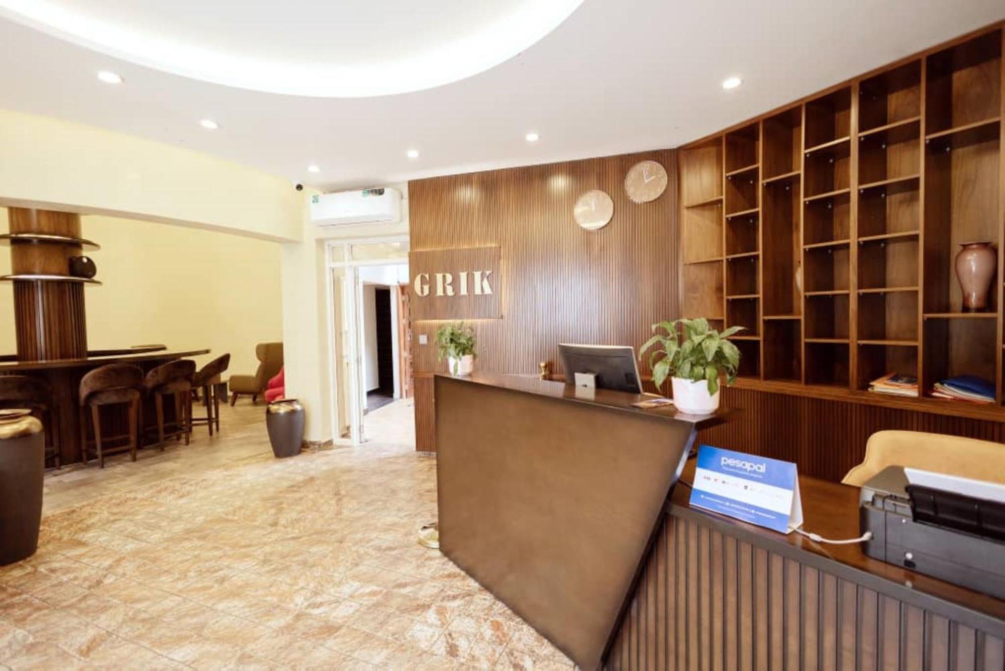 Grik Hotel - Entebbe Exterior photo